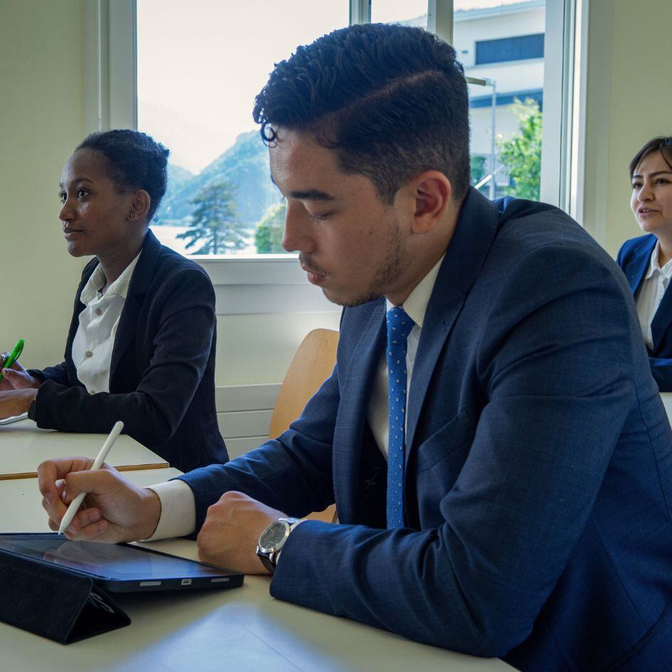 imi_switzerland_global_business_management_degree